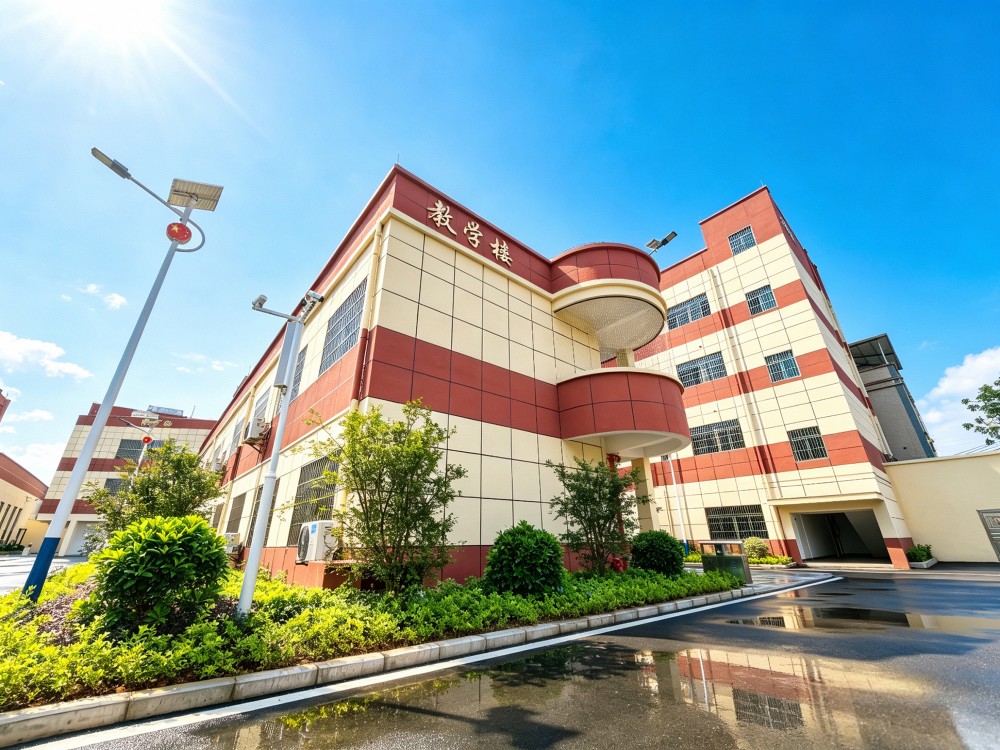 肇庆诚信的叛逆孩子改变学校哪个好?家长择校深度指南
